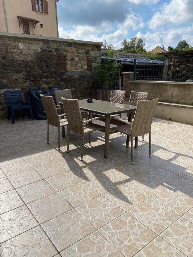 Gite , Au Dormeur Du Val Vireux-Wallerand Exterior photo